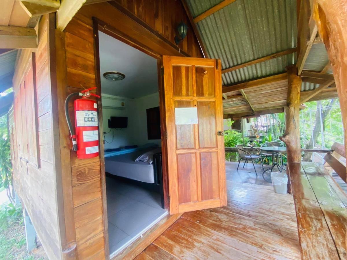 Moon River Resort Phimai Exteriör bild