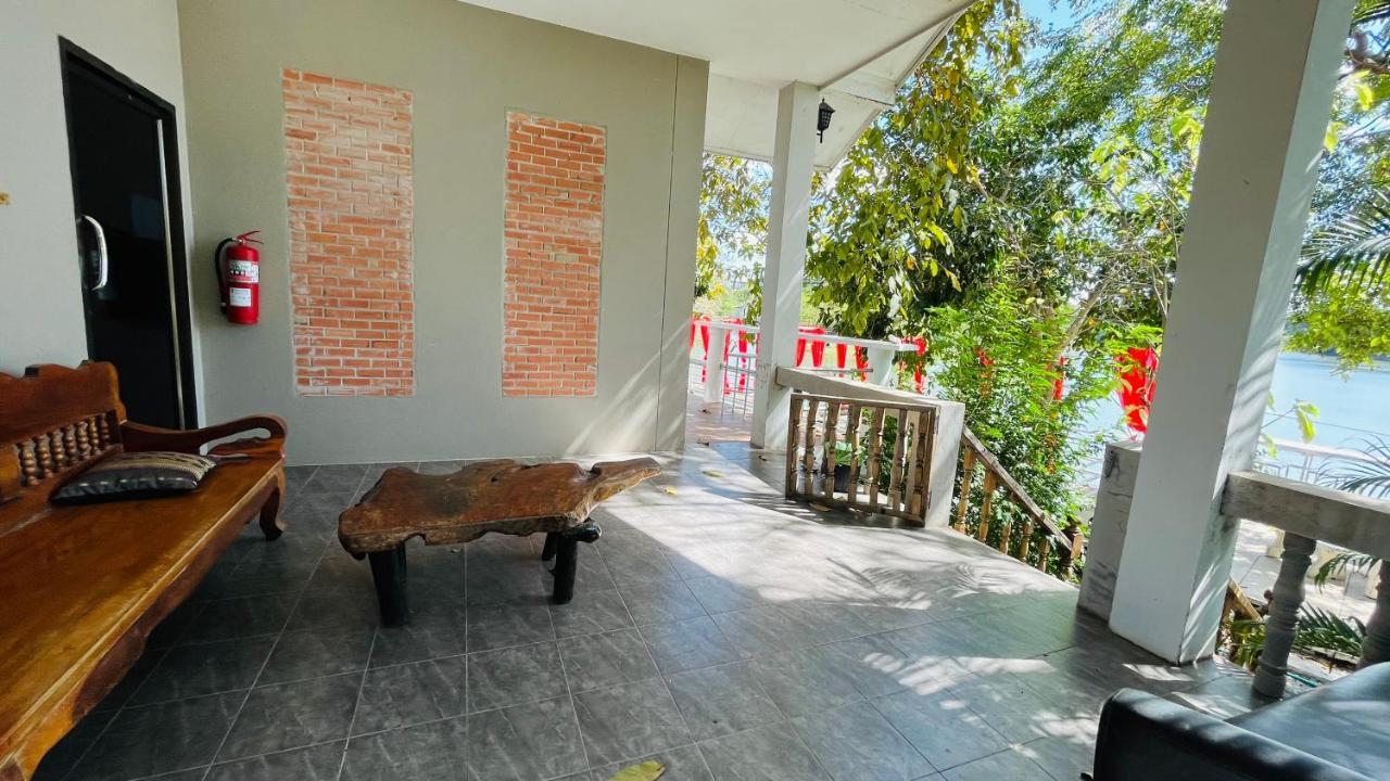 Moon River Resort Phimai Exteriör bild